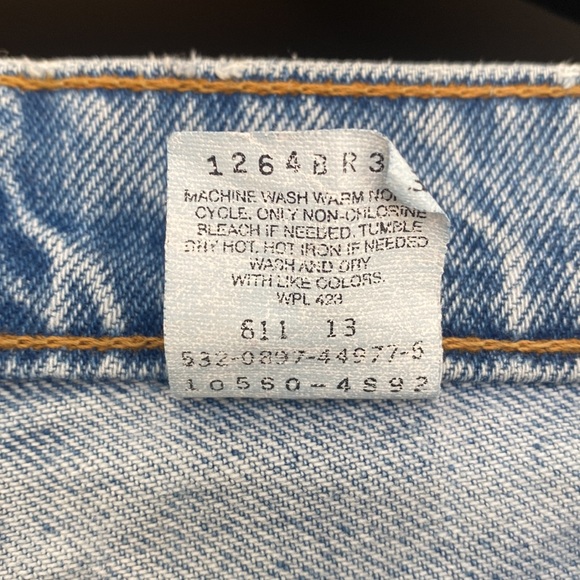 Vintage Levi's 560 Straight Leg Jeans 100% Cotton - Picture 8 of 13